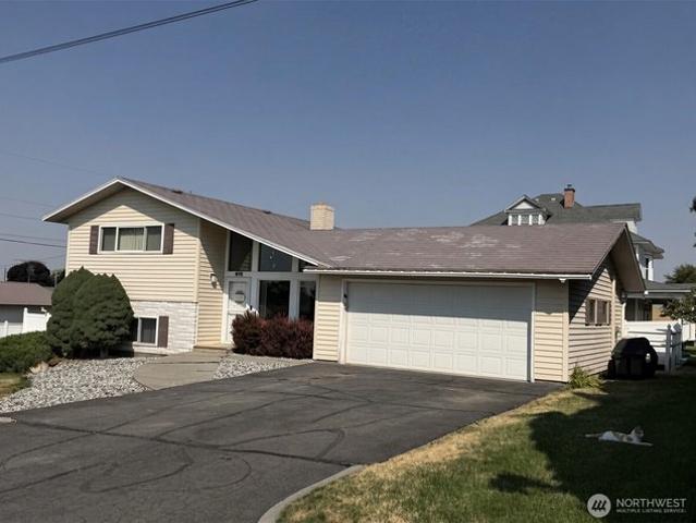 House for sale in Wilbur, Washington