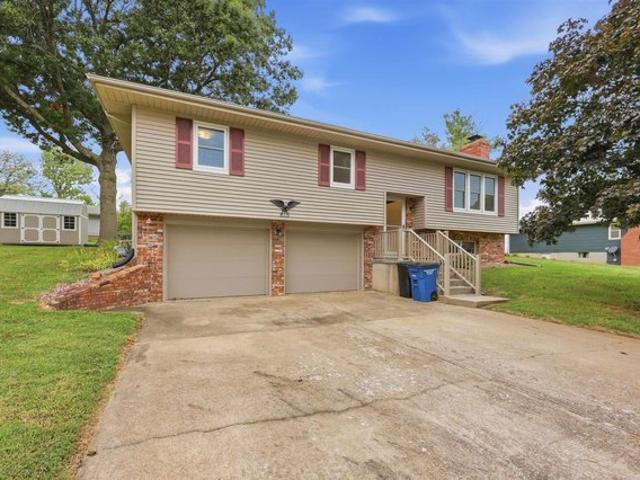 House for sale in city limits, Overbrook