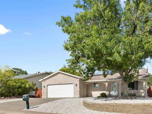 House for sale in Cañon City, Fremont County