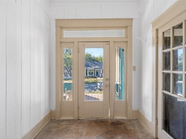 House for sale in Denison, Grayson County