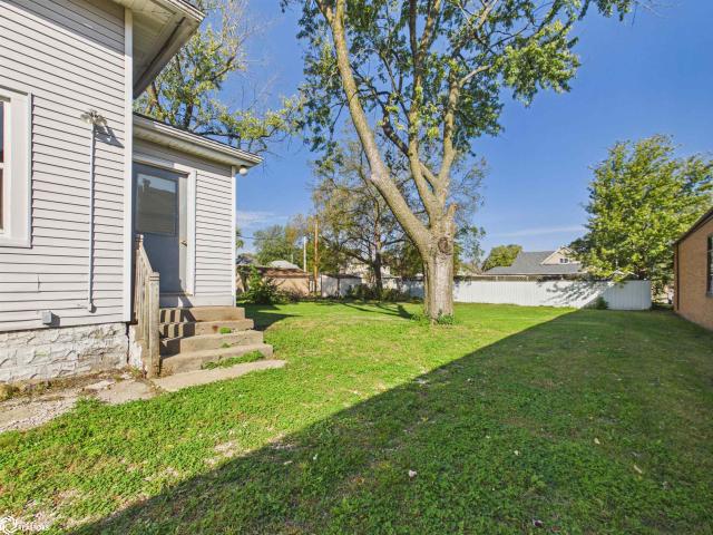 House for sale in Albia, Monroe County
