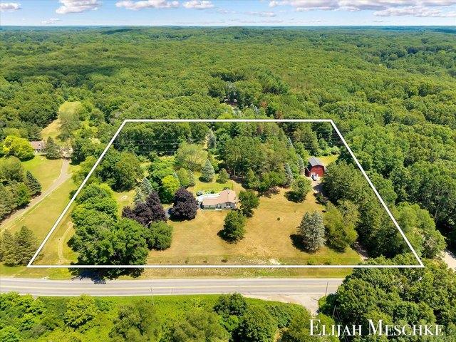 House for sale in Rockford, Michigan