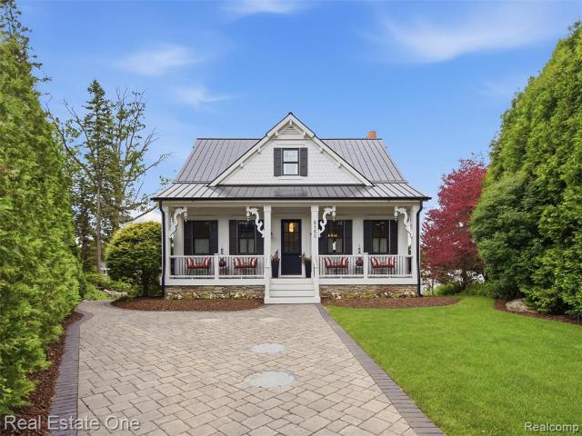 House for sale in Davisburg, Michigan