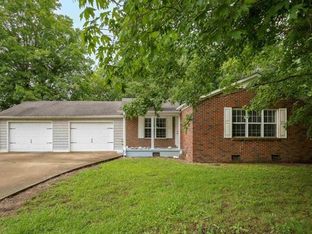House for sale in Killen, Alabama