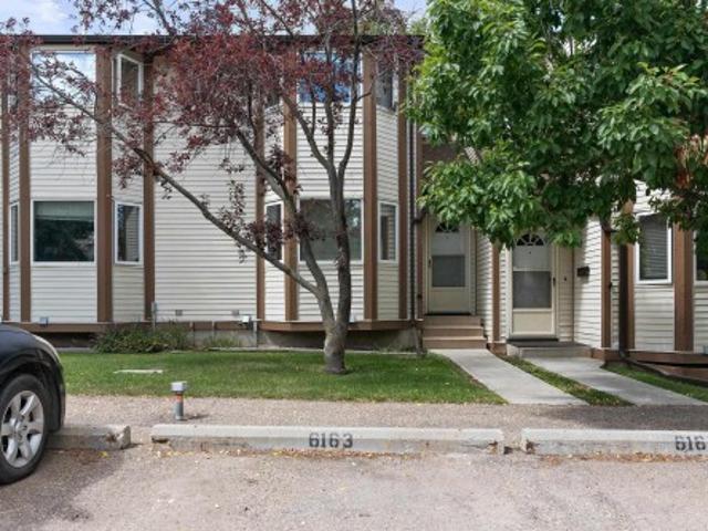 Townhouse for sale in Wedgewood, Alberta