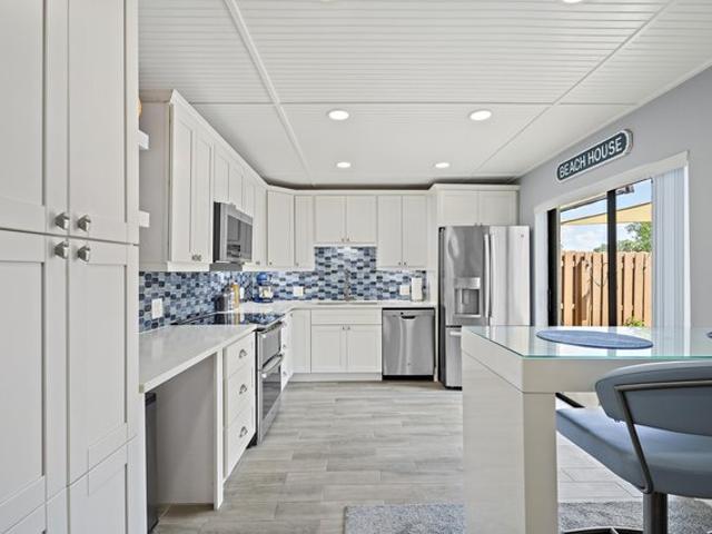Townhouse for sale in Stuart, Florida