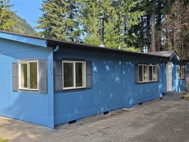 House for sale in Deming, Washington