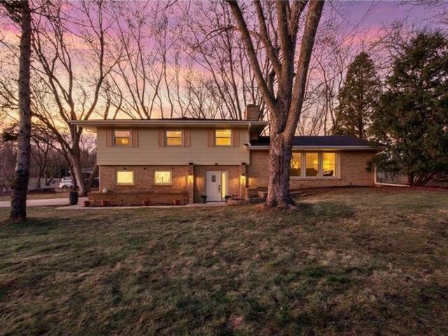 House for sale in Hennepin, Minnesota
