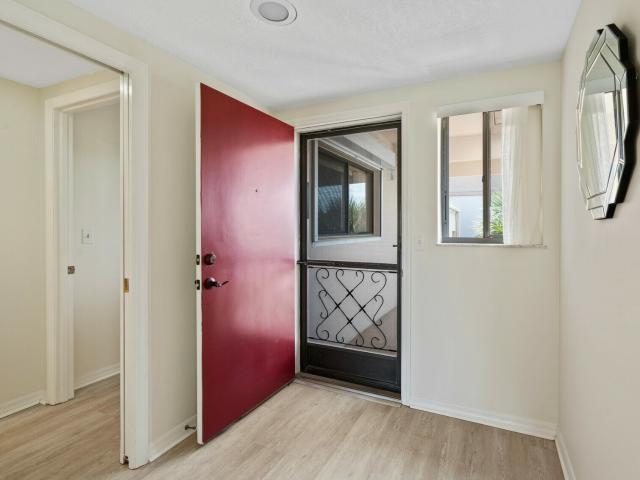 Condo for rent in Sebastian