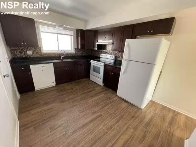 Condo for rent in Park Ridge