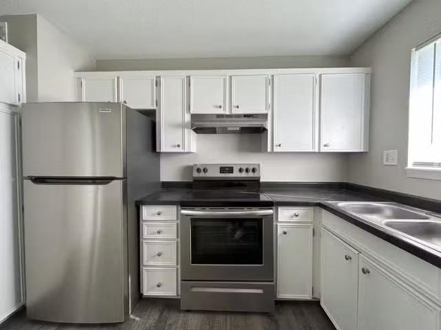 Condo for rent in Shawnee Mission