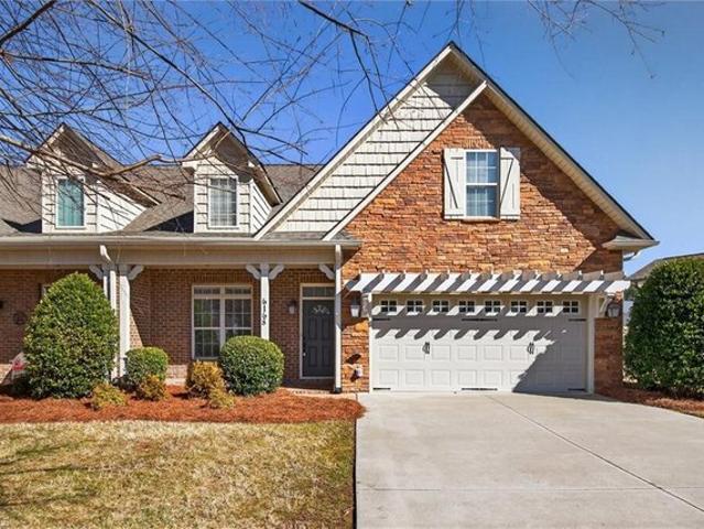 Townhouse for sale in Clemmons, North Carolina