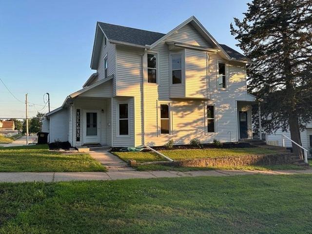 House for sale in Whiteside, Illinois