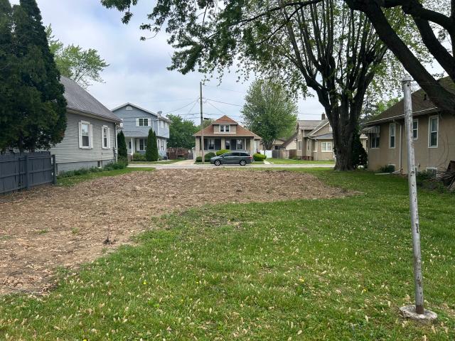 Land for sale in Peru, Illinois