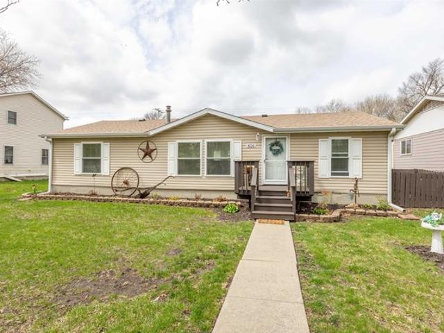 House for sale in Onawa, Iowa