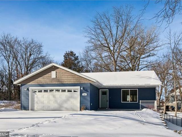 House for sale in Cannon Falls, Minnesota