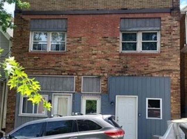 House for sale in Pittsburg, Pennsylvania