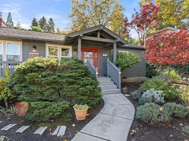 House for sale in Ashland, Jackson County