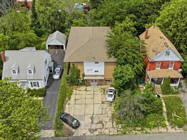 House for sale in Niagara, New York
