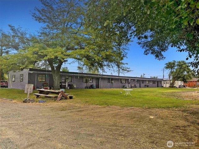 House for sale in Bridgeport, Douglas County