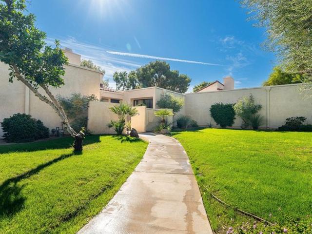 Condo for sale in Rancho Mirage, California