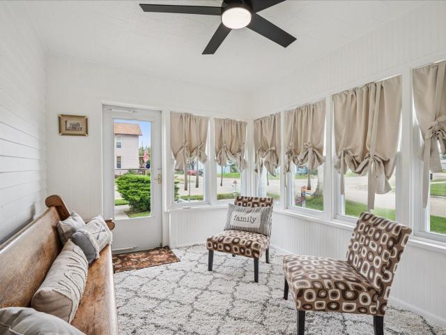 House for sale in Sabula, Iowa
