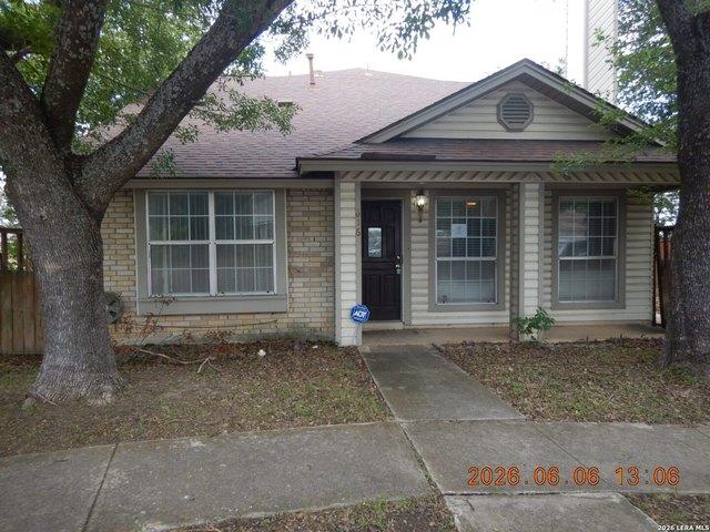 House for sale in Universal City, Texas