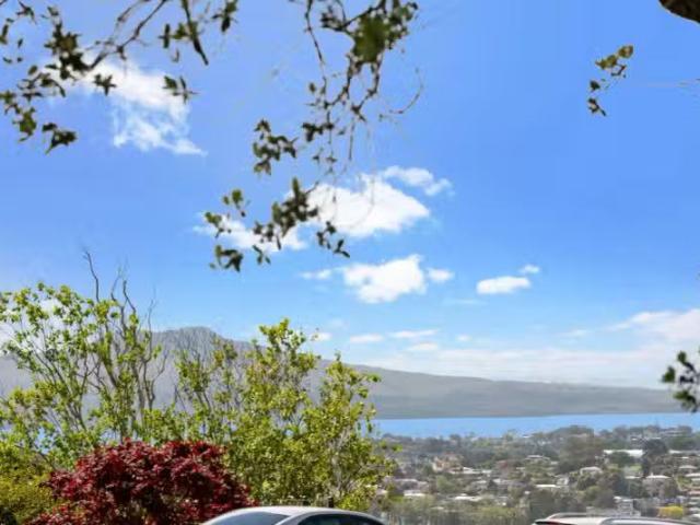 House for sale in Wairau Valley