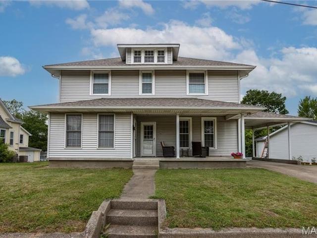 House for sale in Jackson, Missouri