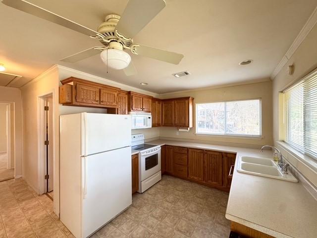 House for sale in Crockett, Texas