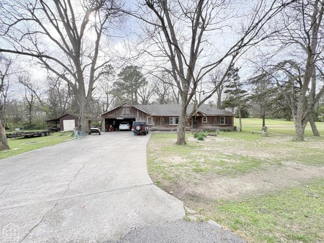 House for sale in Ark