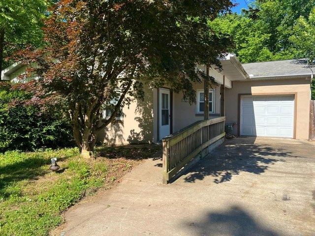 House for sale in Carbondale, Illinois