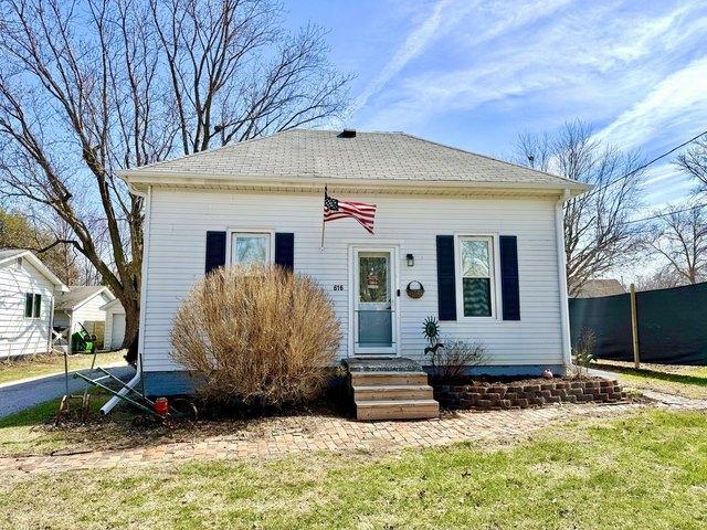 House for sale in Aledo, Illinois