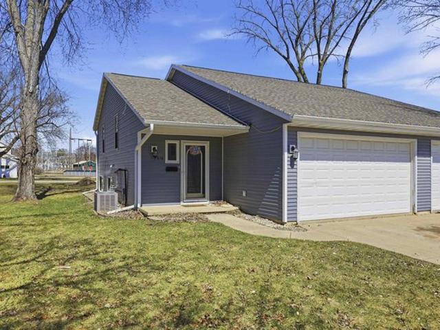 Condo for sale in De Pere, Wisconsin