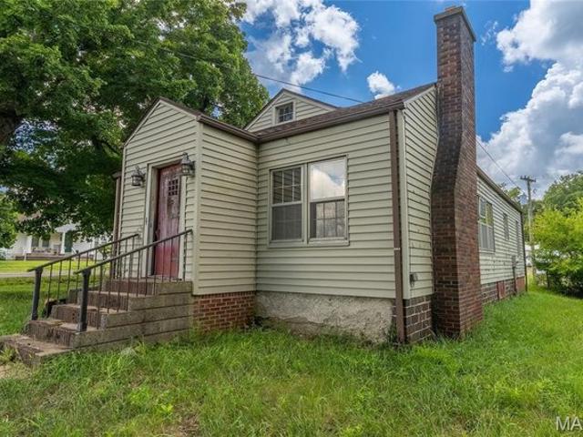 House for sale in Goreville, Illinois