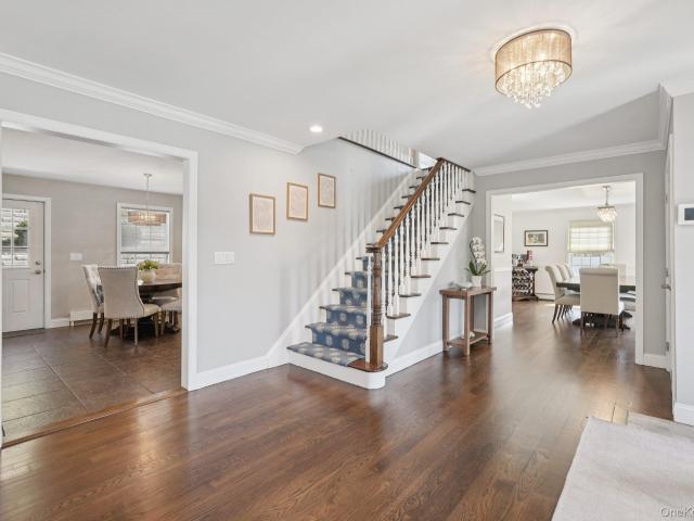 House for sale in Hawthorne, New York