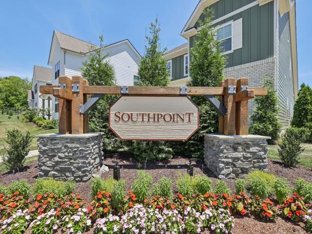 Townhouse for sale in Brentwood