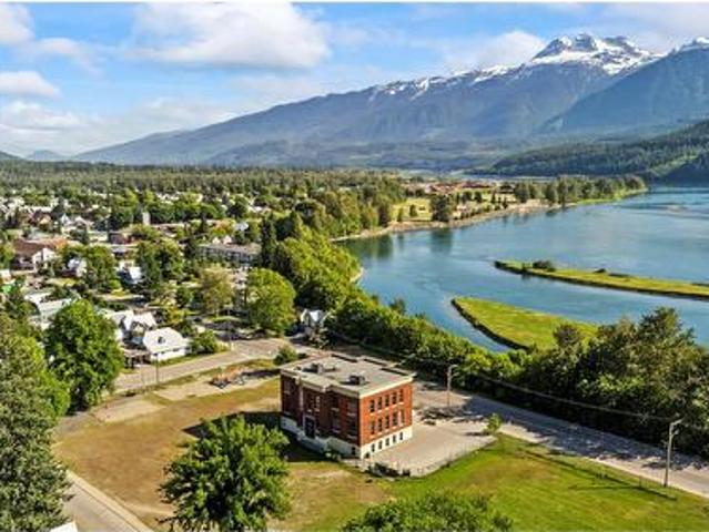 Commercial for sale in Revelstoke, British Columbia