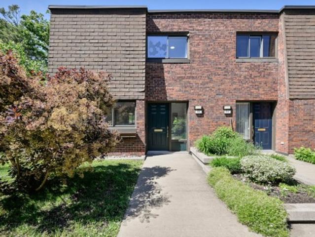 House for sale in Greenfield Park, Longueuil