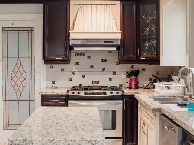 Apartment for rent in Burnaby, British Columbia
