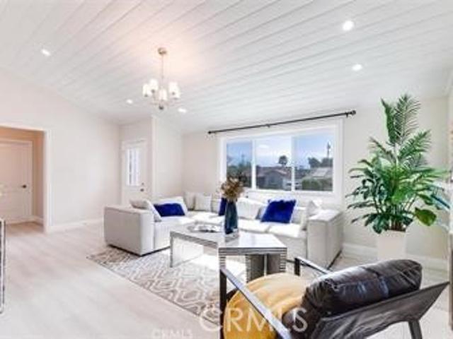 House for sale in North Hollywood Neighborhood Council District, Canoga Park