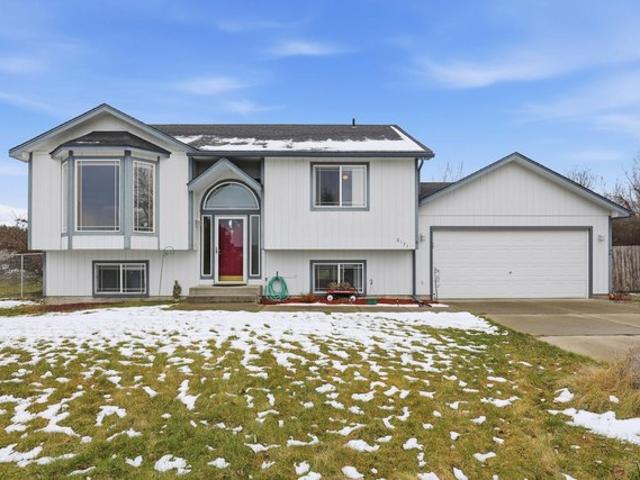 House for sale in Nine Mile Falls, Washington