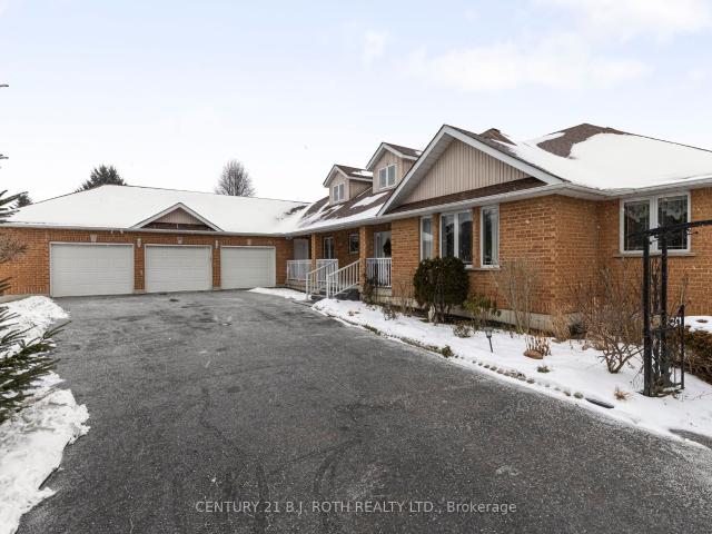 House for sale in Ontario