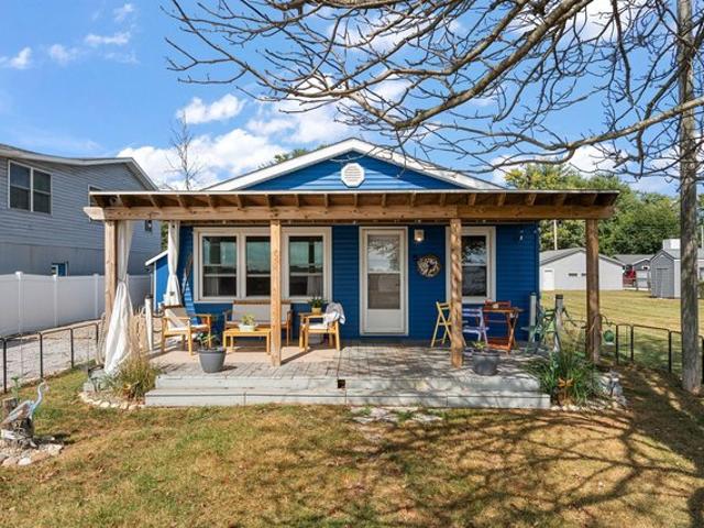House for sale in Knox, Starke County