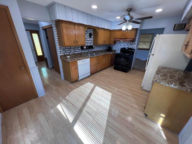 Property for rent in Greenfield Park, Wisconsin