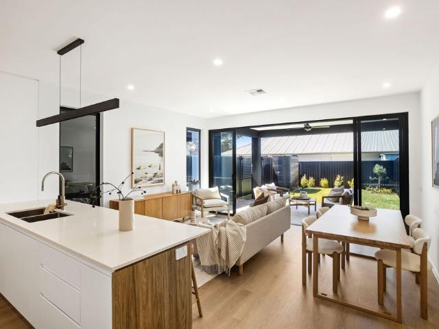 House for rent in Wollongong West, New South Wales