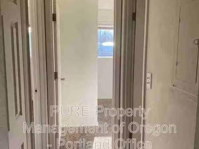 Condo for rent in Salem