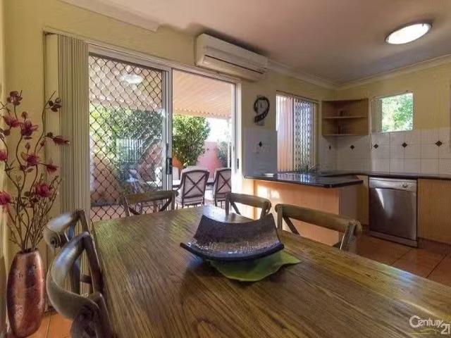 Condo for rent in Toombul, Queensland