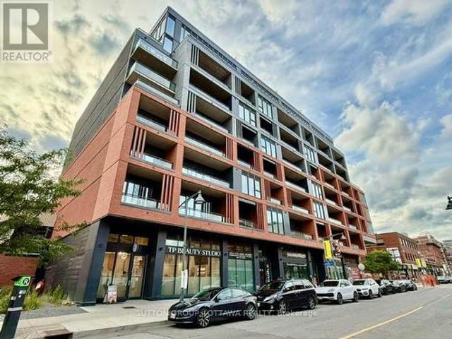 Condo for sale in Somerset, Ottawa
