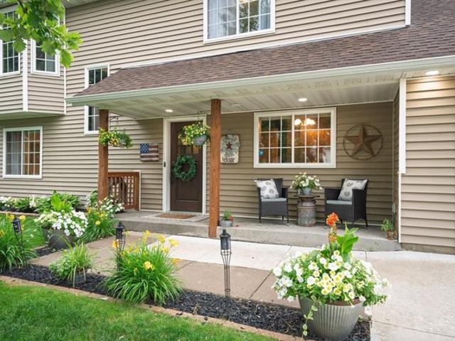 House for sale in Farmington, Minnesota